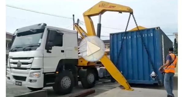 East Timor Customer Uses Side Lifter