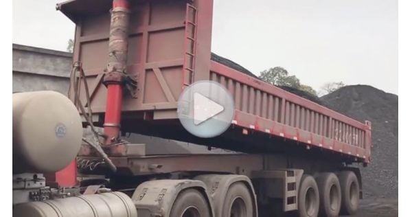 Tri Axle Semi Tipper Trailer Unloading Coal in Tanzania 