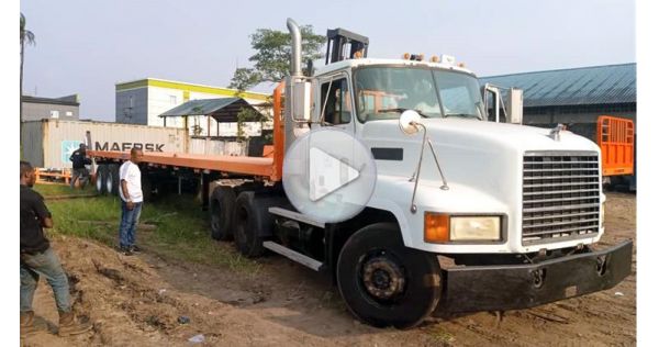 4 Axle 100 Ton Low Bed Truck Trailer will be sent to Liberia