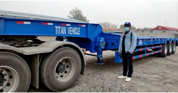 Cameroonian Customer Inspect the Lowbed Trailer Before Delivery