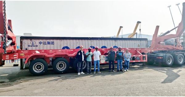 Customers from Maldives Visit Our Factory to Inspect the Side Loader Trailer