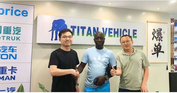 Zambian Customers Purchased Fuel Tanker Trailer from TITAN VEHICLE