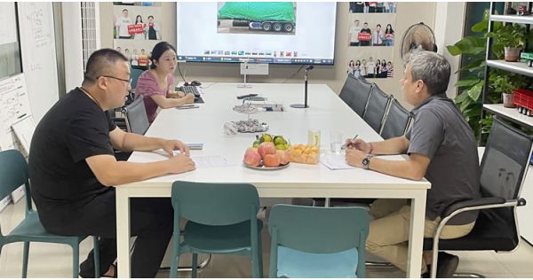 Mexican Customers Visited TITAN Vehicle and Ordered 2 Axle Car Carrier Trailers