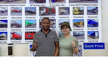 Senegalese Customers Visit Titan Vehicle to Buy 40 Ft Flatbed Semi Trailer