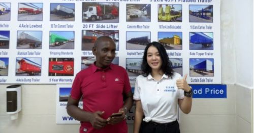Rwanda Customer Went to TITAN Vechicle to Buy Fence Cargo Trailer