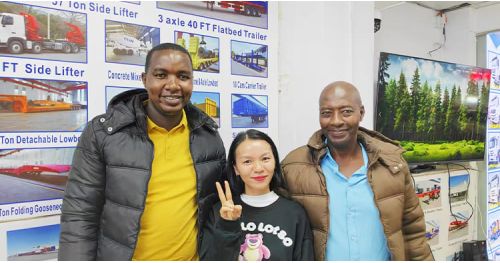 Cameroon Customers Visit TITAN for Flatbed Trailer