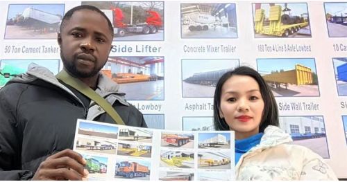 Tanzanian Customer Come to TITAN to Buy Lowbed Trailer
