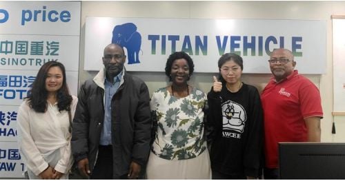 Sierra Leone Customers Visit TITAN to Buy 2 Axle 30 Ton Low Bed Trailer
