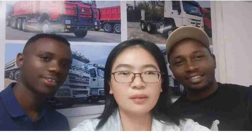Ghanaian Customers Came to Titan to Buy 4 Axle Fuel Tanker Trailer