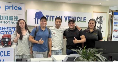Venezuelan Customers Visit TITAN to Buy Container Chassis