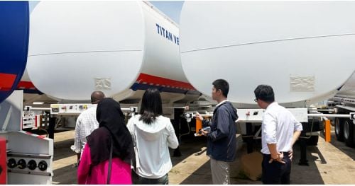 Mali Customers Came To TITAN to Buy 40000L Palm Oil Tanker Trailer