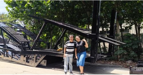 Mexico Customer Came to TITAN to Buy Car Hauler Trailer
