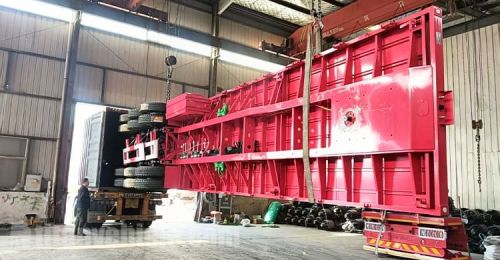 40 Ft Semi Truck Flatbed Trailer will be Sent to Mali