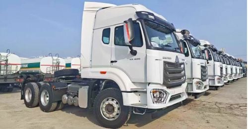 Howo Nx 6x4 Tractor Truck In Stock Now FOB Price: 28000 USD