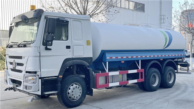 Sinotruk Howo 6x4 Water Tanker Truck for Sale In Turkmenistan 