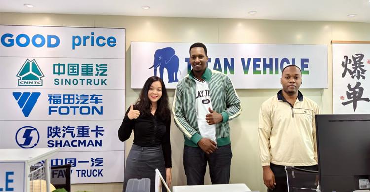 Jamaican Customers Come to TITAN to Buy Tri Axle Skeleton Trailer