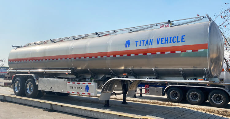 5 Compartments Aluminum Tanker Trailer for Sale in Zambia