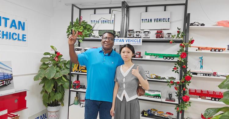 Congolese Customer Visit TITAN to Buy Flatbed Trailer