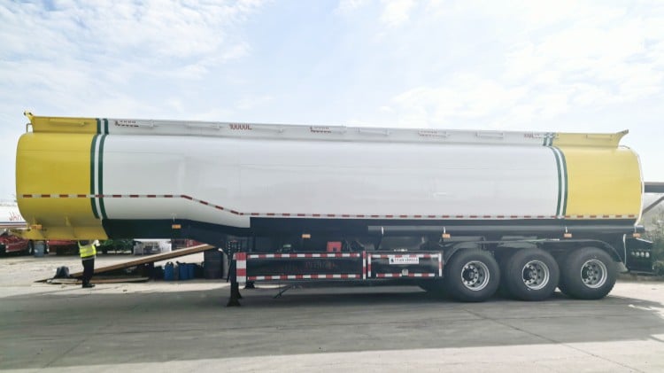 45000L Diesel Fuel Trailer for Sale in 