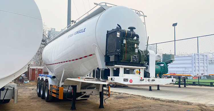 3 Axle Bulk Cement Tanker for Sale in Senegal