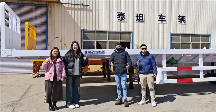 Extendable Low Bed Trailer for Sale In Peru