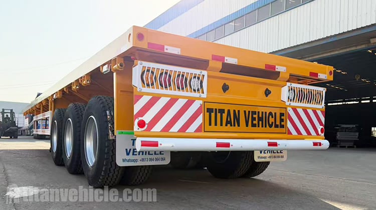 Tri Axle Flatbed Truck Trailer for Sale in Congo