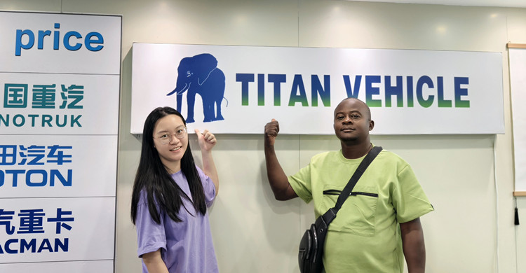Namibian Customer Visit TITAN to Buy Lowbed Semi Trailer