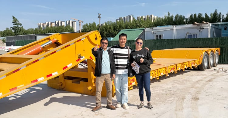 3 Axle Lowboy Gooseneck Trailer for Sale in Mexico