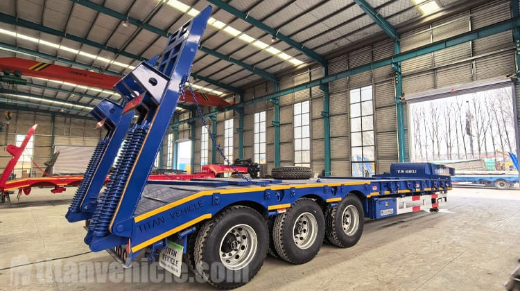 Tri Axle Low Loader Trailer for Sale in Panama