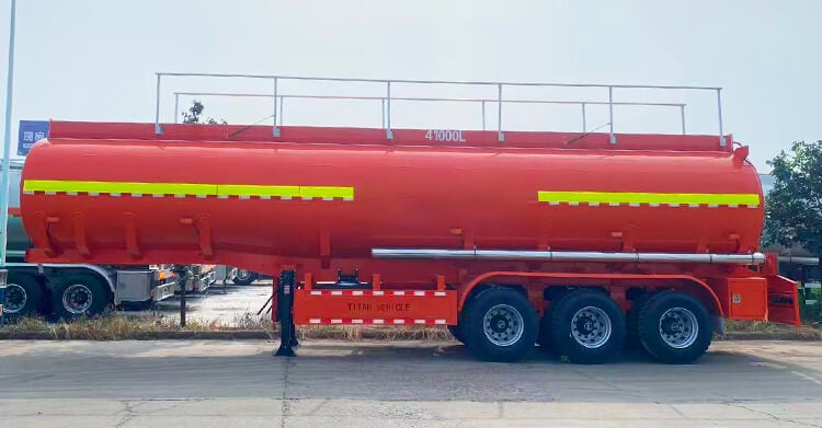 41000 Liters Fuel Tanker Trailer for Sale in Mali