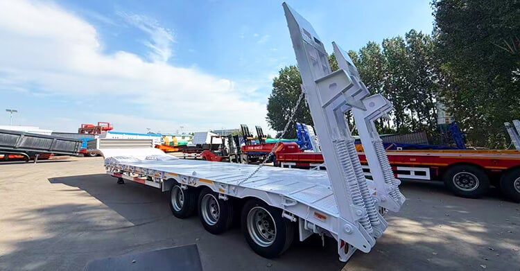 3 Axle Lowbed Trailer for Sale in Tanzania