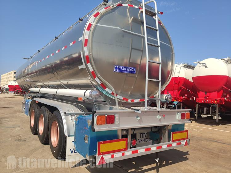 Aluminum Fuel Tanker Trailer with Capacity of 40000 Liters