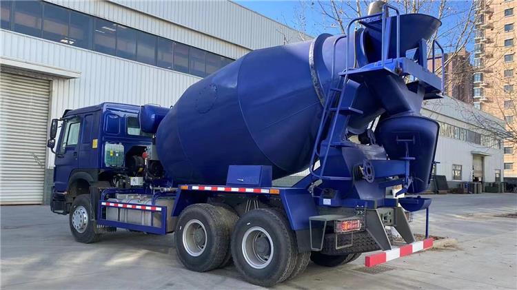 Howo 371 Concrete Mixer Truck for Sale in Nigeria