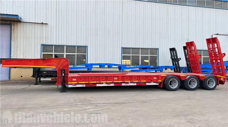 Tri Axle 80 Ton Low Bed Trailer for Sale In Guatemala