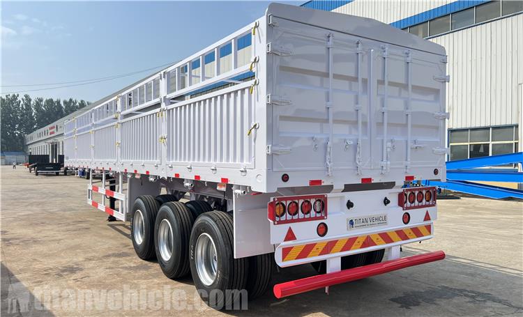 Tri Axle 60 Ton Animal Transport Trailer for Sale In Djibouti