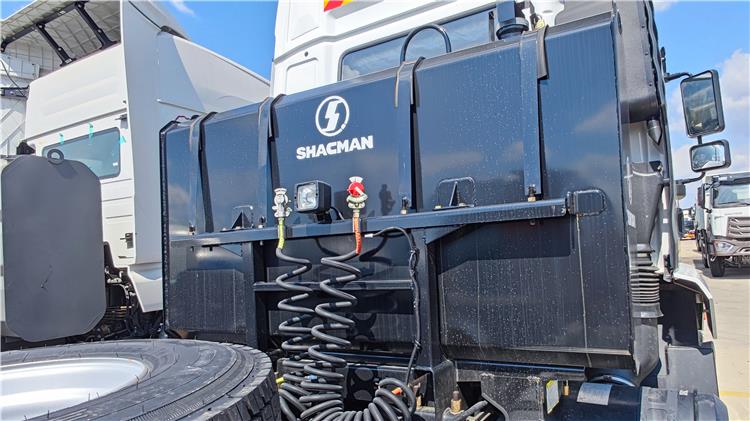 Shacman H3000 Truck Tractor for Sale in Tanzania