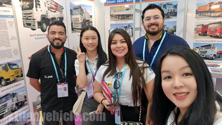 Customers from All Over the World Visit the TITAN Booth at the Canton Fair