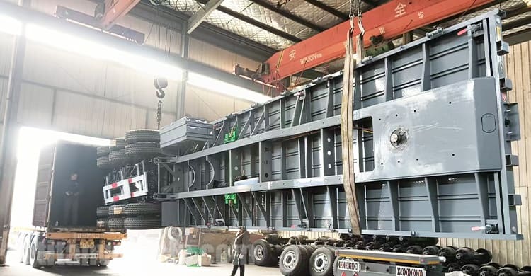 Tri Axle Semi Truck Flatbed Trailer for Sale in Angola