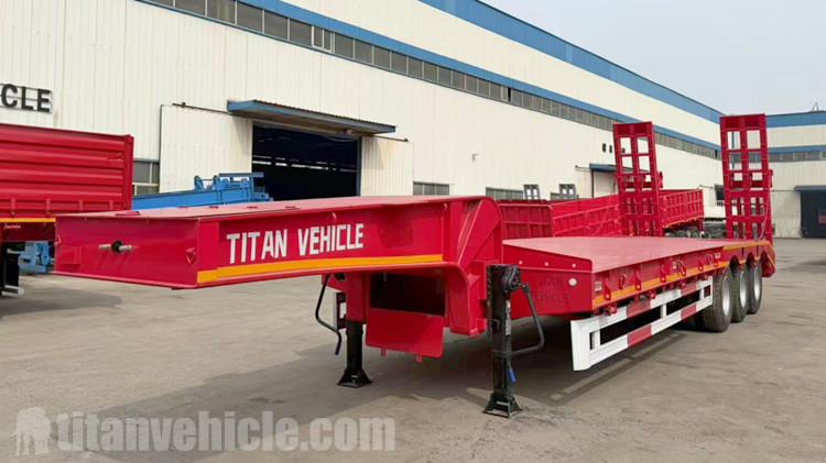 Tri Axle Low Bed Trailer Truck for Sale in Congo