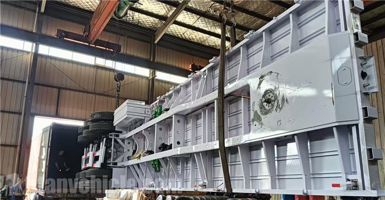 Tri Axle Flat Deck Trailer for Sale In Ghana