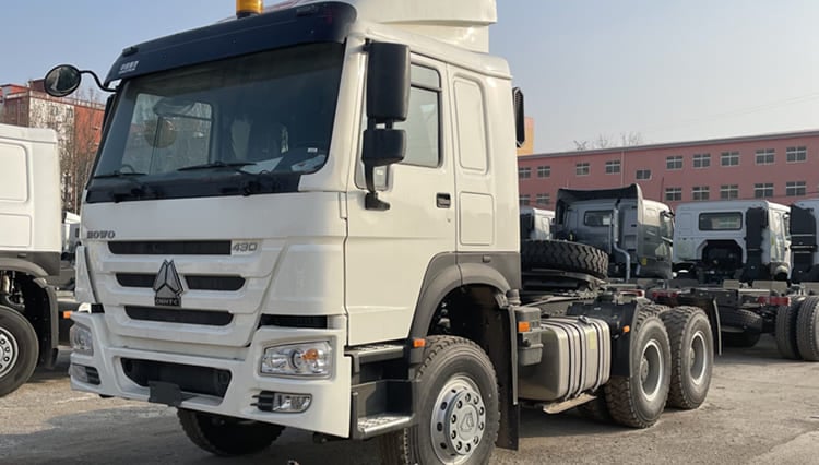 HOWO 6x4 Tractor Truck 430HP