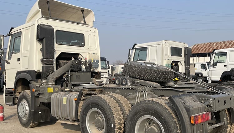 HOWO 6x4 Tractor Truck 430HP