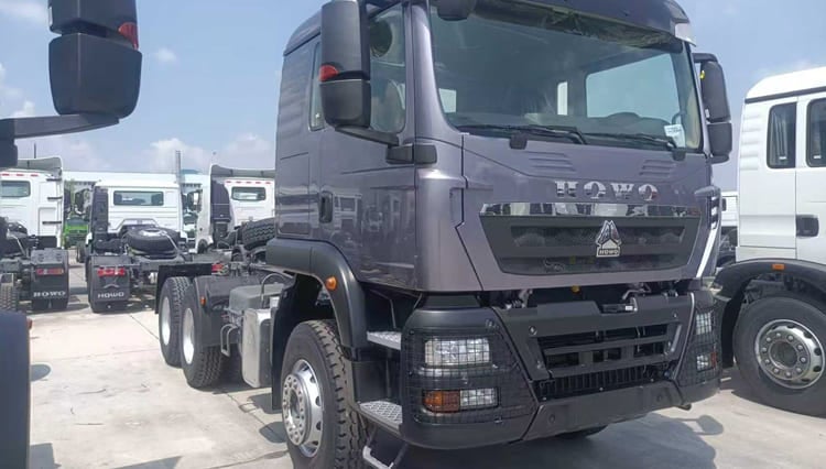 SINOTRUK HOWO TX 6X4 430HP Tractor Truck for Sale in Senegal