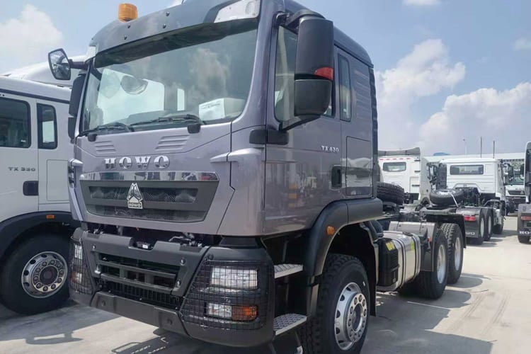 SINOTRUK HOWO TX 6X4 430HP Tractor Truck for Sale in Senegal