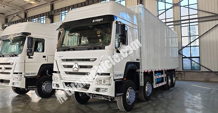8x4 12 Tires Used Howo Cargo Box Truck for Sale in Nigeria