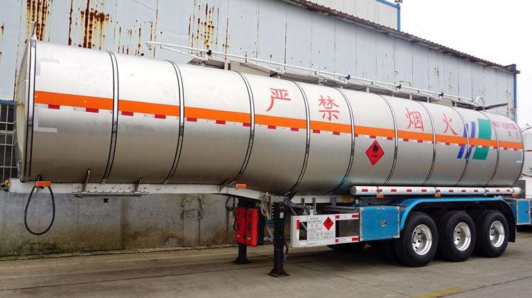 Tri Axle Aluminum Tanker Semi Trailer with Bogie Suspension