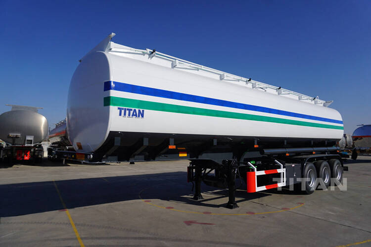 TITAN Fuel tanker trailer