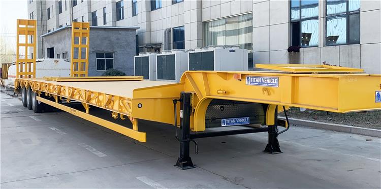 Low Bed Trailer 80 Tons Capacity for Carry a Crawler Crane