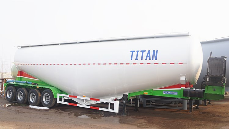 4 Axle Cement Bulker Truck for Sale