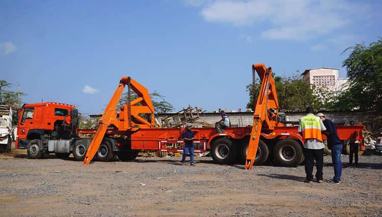 20/40Ft Self Loading Container Trailer Price